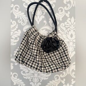 10/$25 • American‎ Eagle Houndstooth Hobo Shoulder Bag